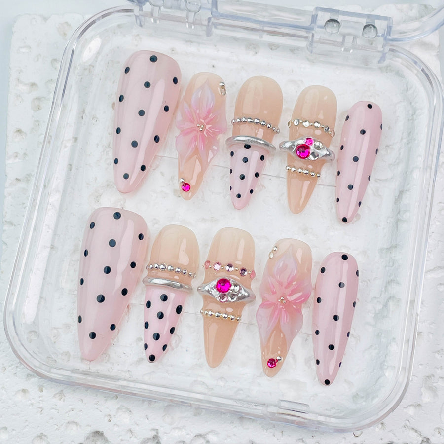 GAGUGAGU J3-1001H Glossy Press-On Nails for Everyday Looks, Birthday Parties and Date Nights, S M L