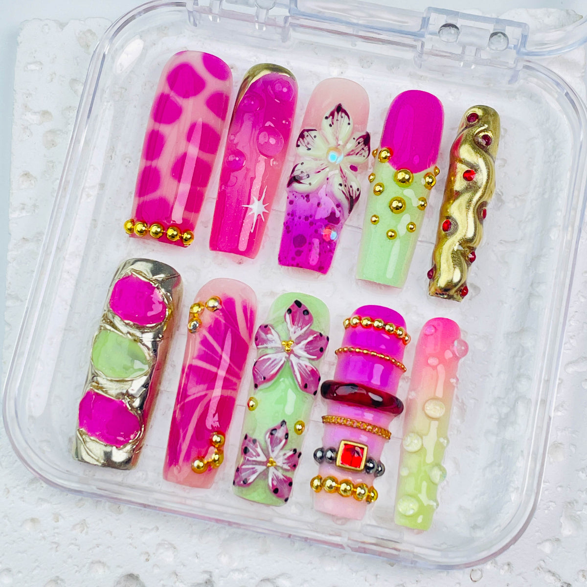 GAGUGAGU Pink Cartoon Graphic Press-On Nails for Birthday Party, Glossy False Nails for Birthday Party, Date Night and Weekend Style, S M L
