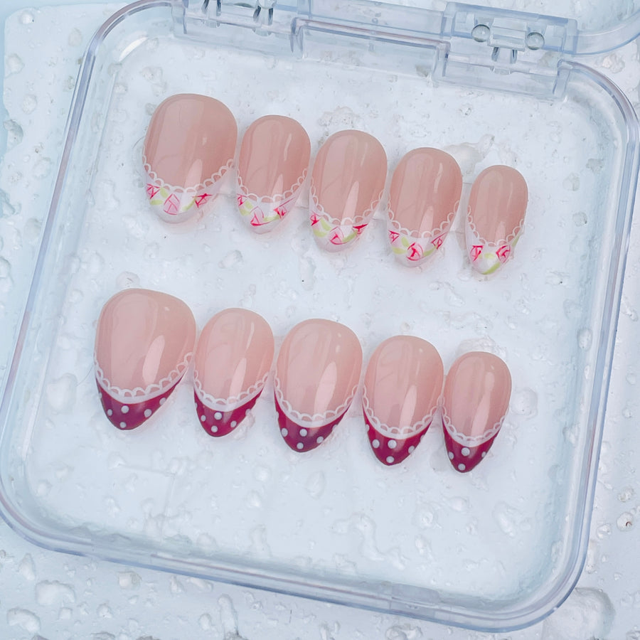 GAGUGAGU XR2-1006G Glossy Press-On Nails for Everyday Looks, Birthday Parties and Date Nights, S M L