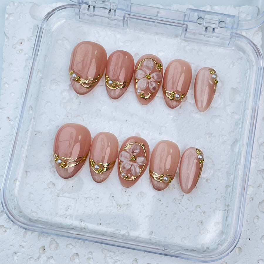 GAGUGAGU XR-103G Glossy Press-On Nails for Everyday Looks, Birthday Parties and Date Nights, S M L