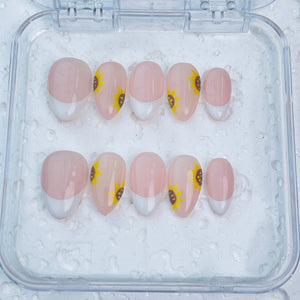 GAGUGAGU XR2-1004G Glossy Press-On Nails for Everyday Looks, Birthday Parties and Date Nights, S M L