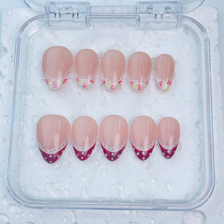 GAGUGAGU XR2-1006G Glossy Press-On Nails for Everyday Looks, Birthday Parties and Date Nights, S M L