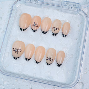 GAGUGAGU XR2-1009G Glossy Press-On Nails for Everyday Looks, Birthday Parties and Date Nights, S M L