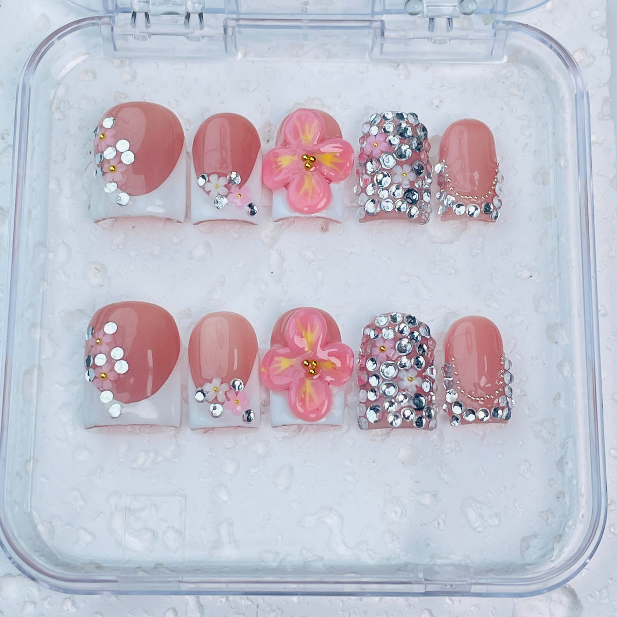 GAGUGAGU Orange Flower French Tip Press-On Nails for Beach Vacation, Glossy False Nails for Birthday Party, Date Night and Weekend Style, S M L