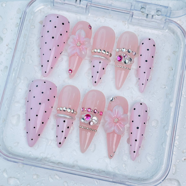GAGUGAGU J3-502G Glossy Press-On Nails for Everyday Looks, Birthday Parties and Date Nights, S M L