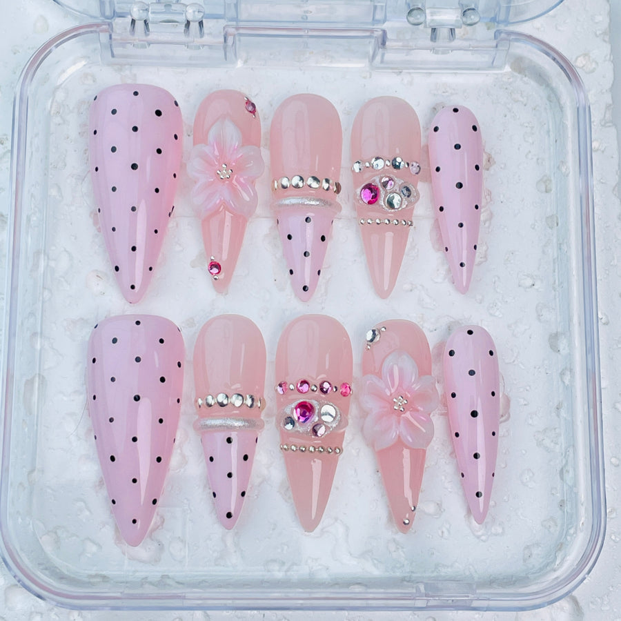 GAGUGAGU J3-502G Glossy Press-On Nails for Everyday Looks, Birthday Parties and Date Nights, S M L