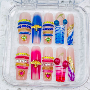 GAGUGAGU Colorful Stripe Graphic Press-On Nails for Festival Season, Glossy False Nails for Birthday Party, Date Night and Weekend Style, S M L