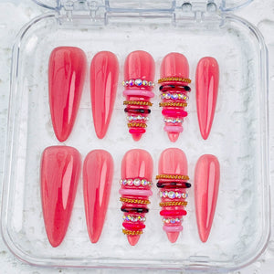 GAGUGAGU Red Heart Stiletto Press-On Nails for Valentine Date, Glossy False Nails for Birthday Party, Date Night and Weekend Style, S M L